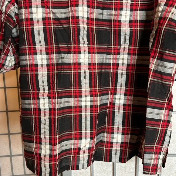 NWT LOFT Women's Plaid Puff Sleeve Top - Red and Black - Picture 3 of 5